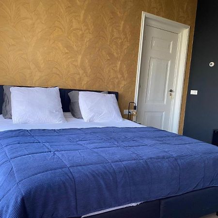 Villa Statige Boerderijwoning Met Vrij Uitzicht En Tuin Hoogzand Esterno foto