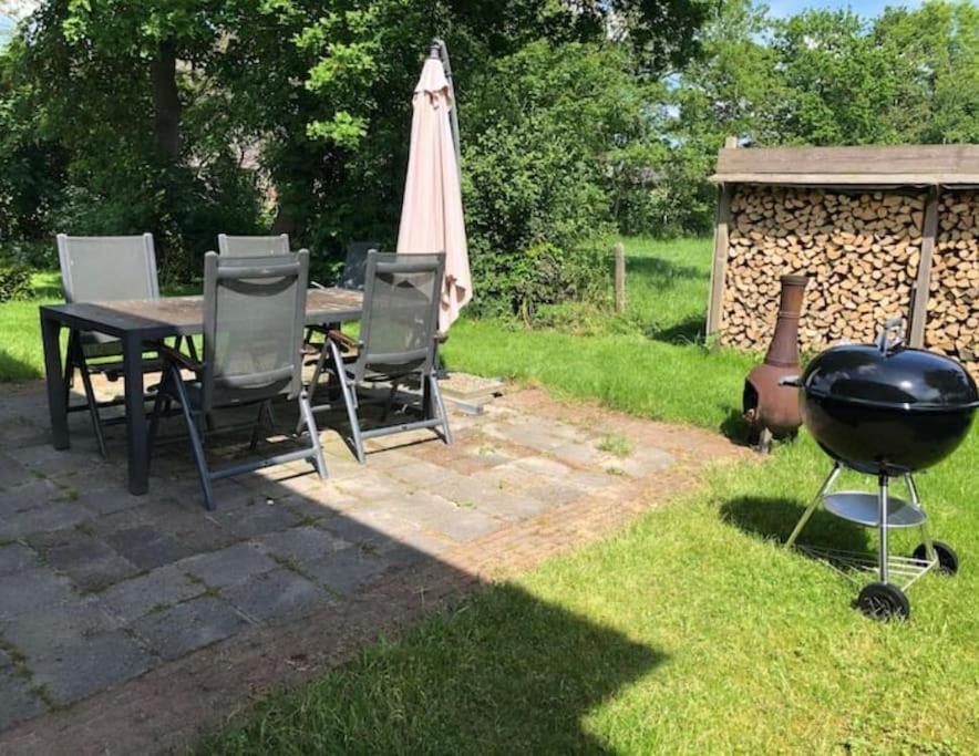 Villa Statige Boerderijwoning Met Vrij Uitzicht En Tuin Hoogzand Esterno foto
