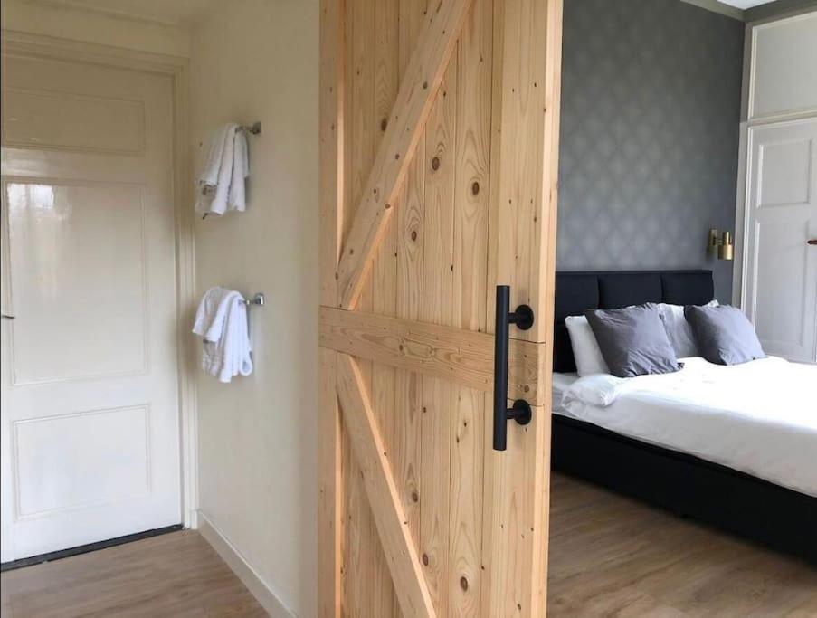 Villa Statige Boerderijwoning Met Vrij Uitzicht En Tuin Hoogzand Esterno foto